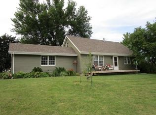 9618 Pleuss Ln, Manitowoc, WI 54220