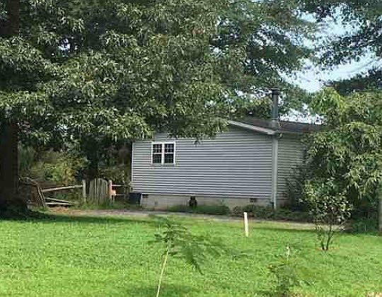 2nd image of 409 Rachel Dr