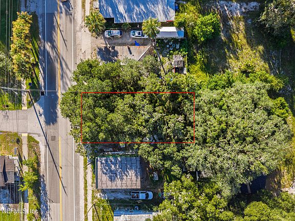 2nd image of 700 W KING Street
