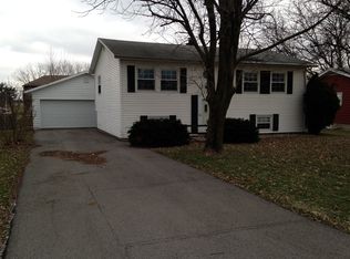 112 Rolling Hills Ave, Columbia City, IN 46725