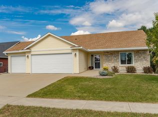 2599 Stacy St SE, Rochester, MN 55904