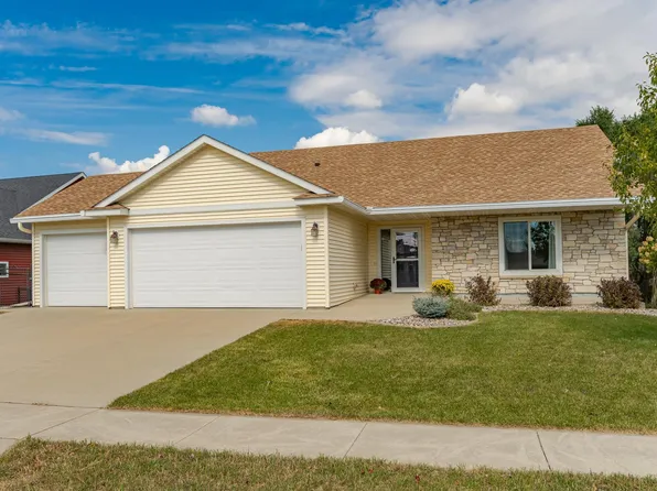 2599 Stacy St SE, Rochester, MN 55904