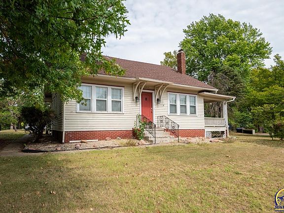 2nd image of 2844 SE Ohio Ave