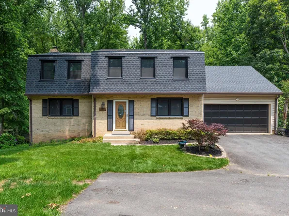 4910 Heversham Ct, Fairfax, VA 22032