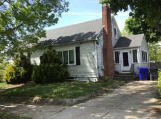 37 Royal Ave, Providence, RI 02904