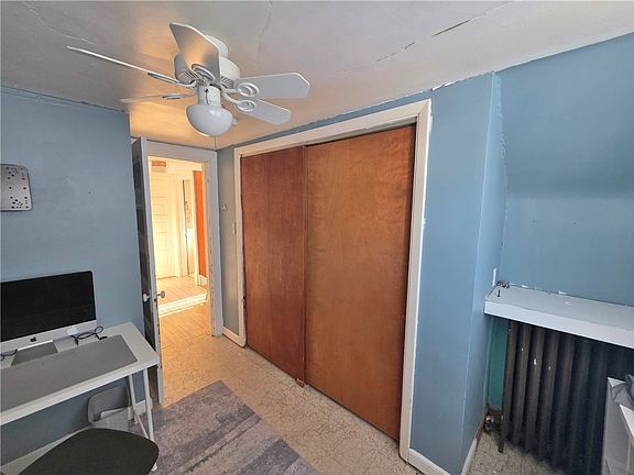 5th image of 204 Fayette Ave