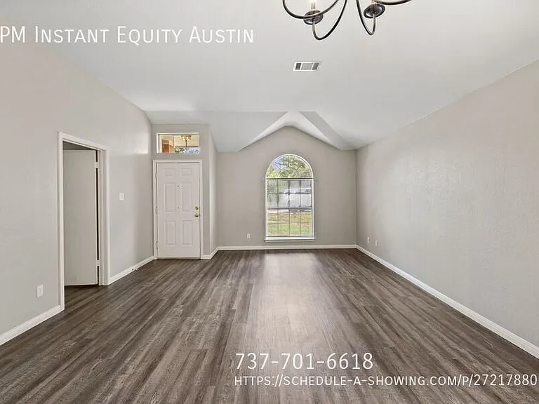 1510 Barcus Dr — Photo 6