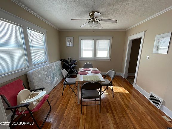 3rd image of 1815 Ella St