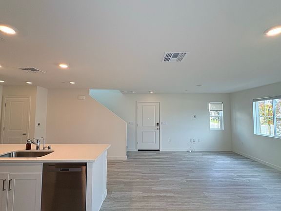 Spacious living room