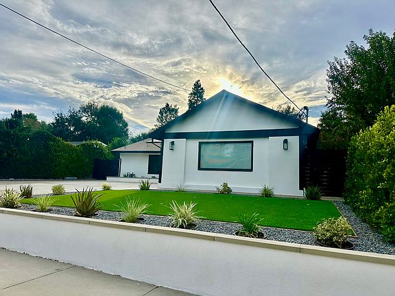 2nd image of 7040 Pomelo Dr