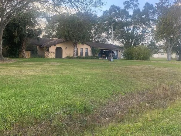 155 Country Circle Dr W, Port Orange, FL 32128