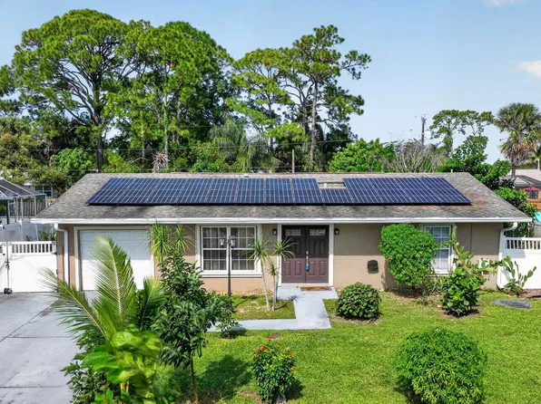 557 NW Sherbrooke Avenue, Port St Lucie, FL 34983