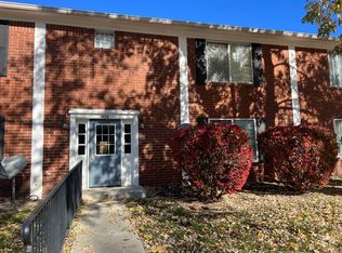 928 Hoover Village Dr APT B, Indianapolis, IN 46260