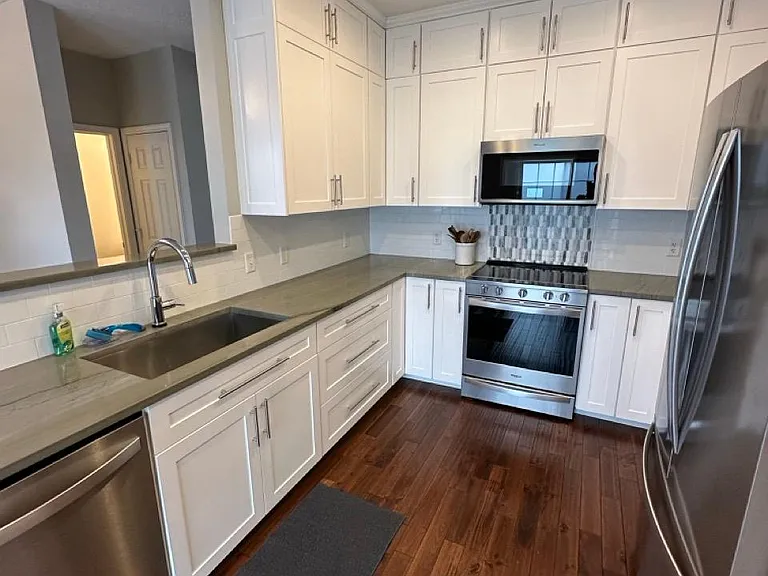 6905 Vistamere Way — Photo 10