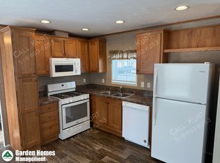 1107 N Creek Rd TRAILER 33, Porter Corners, NY 12859