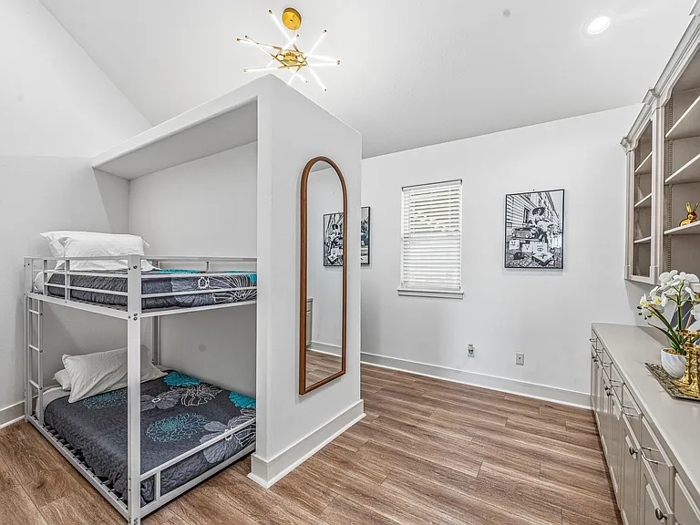 2644 Linda Ln — Photo 23