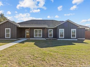 1015 Timbercrest, Pleasanton, TX 78064