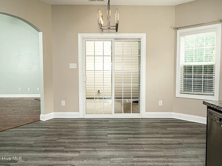 1202 Skipjack Ct — Photo 12
