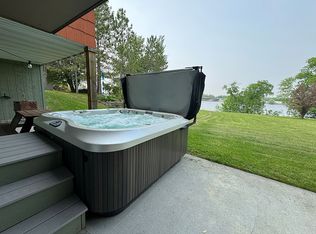 516 Tower Dr NE, Baudette, MN 56623