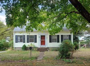 4 Douglas Ave, Maynard, MA 01754