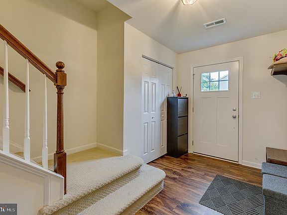 2nd image of 31 Faraday Ct