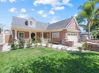 2214 Avalon St, Costa Mesa, CA 92627