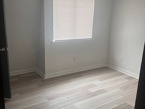 3rd image of 804 Vrogy Ct APT 2