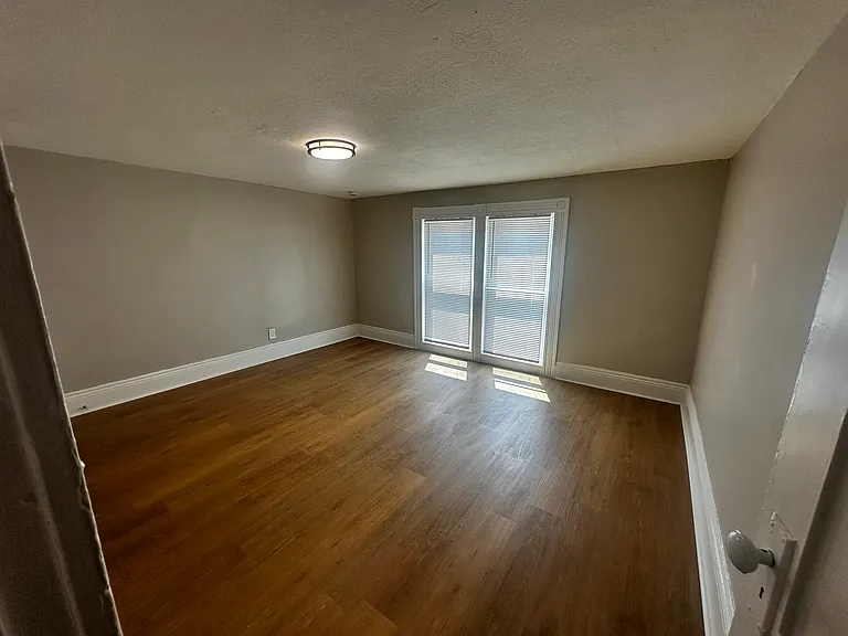 268 Jefferson Ter — Photo 11