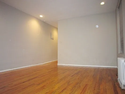 Rented by Apartments by Us | media 44