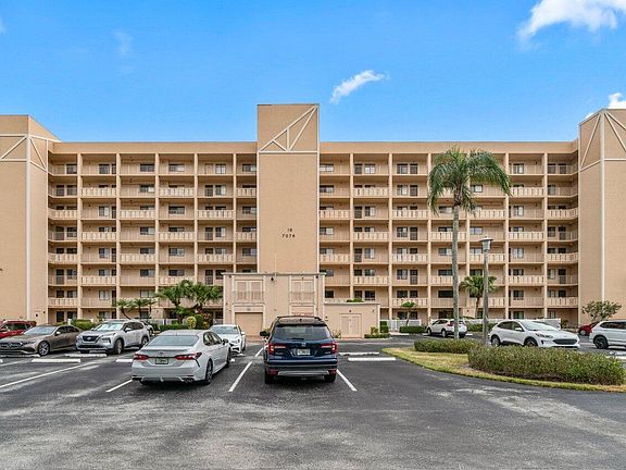 2nd image of 7076 Huntington Lane #206