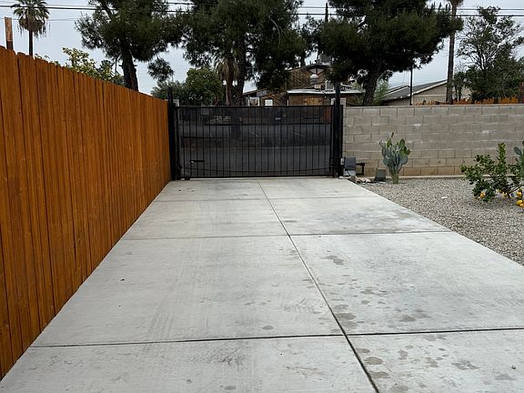 2nd image of 1275 Olivine Ave #A