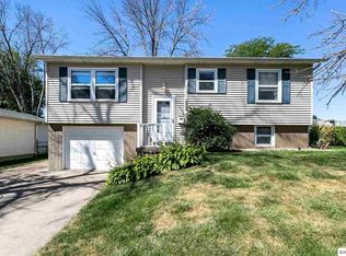 2089 Ellen St, Dubuque, IA 52002