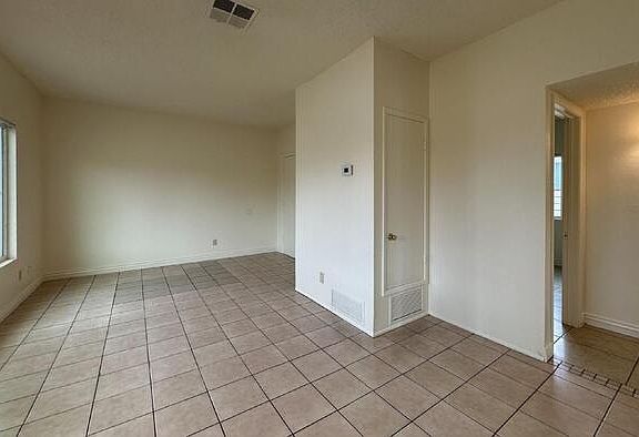 3rd image of 1662 W San Juan Trl #1662