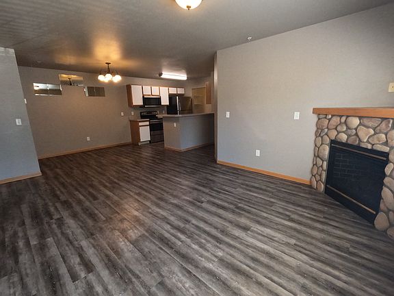 4th image of 2226 W Elizabeth St Unit C101