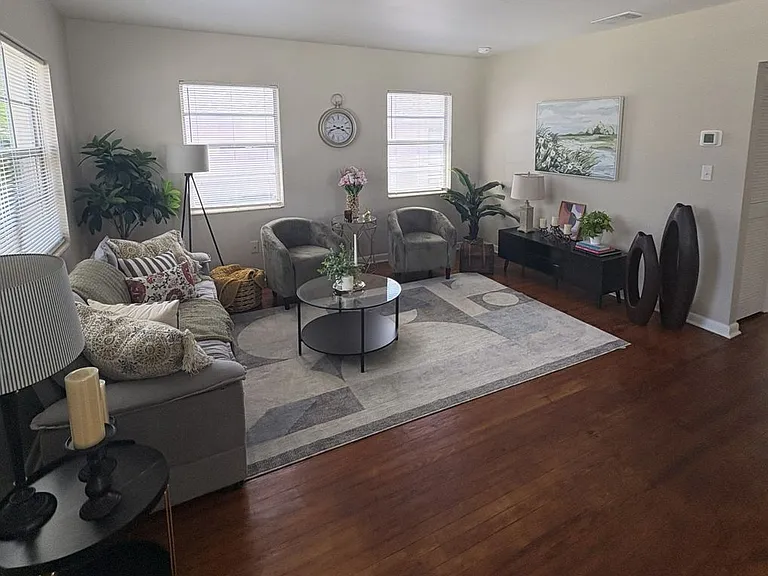 1014 E Okaloosa Ave — Photo 14