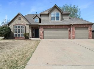 1900 E Laredo St, Broken Arrow, OK 74012