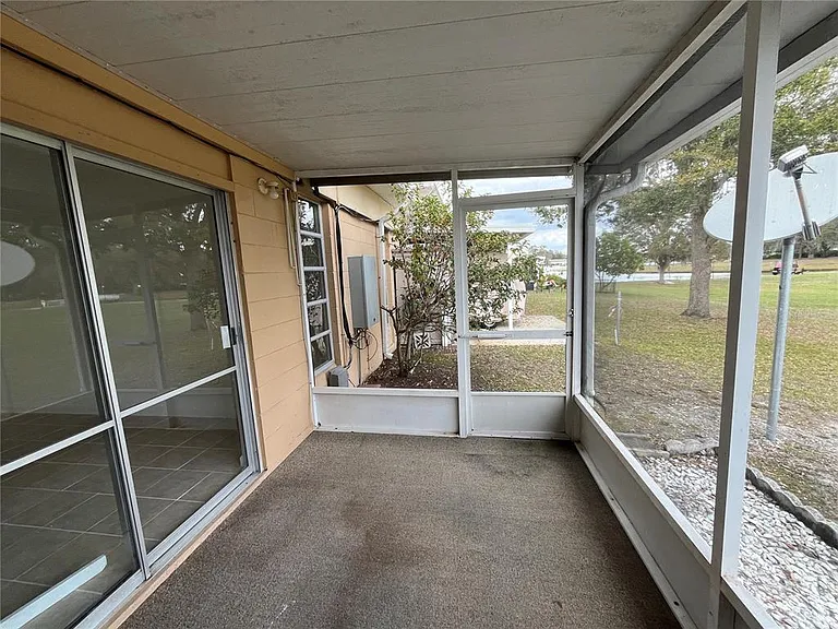 1707 Club Cir #1707 — Photo 10