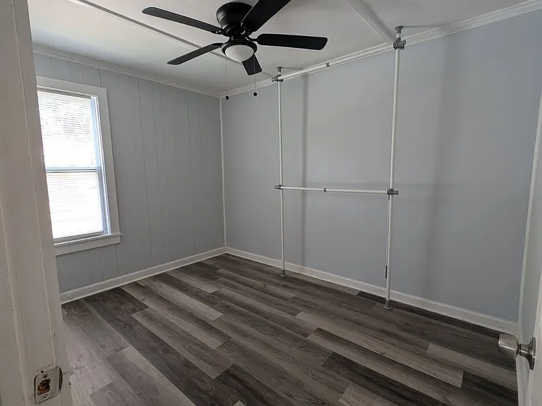 1153 Auburn Dr — Photo 15