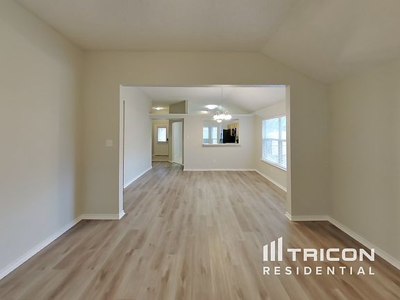 3rd image of 1706 Fern Dr