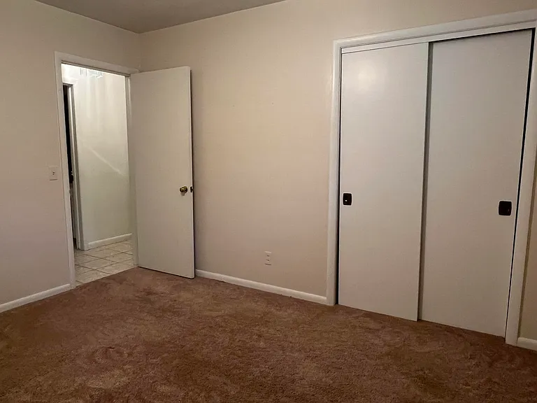 3031 Country Club Dr — Photo 18