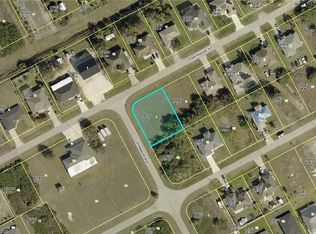 166 Partridge St, Lehigh Acres, FL 33974