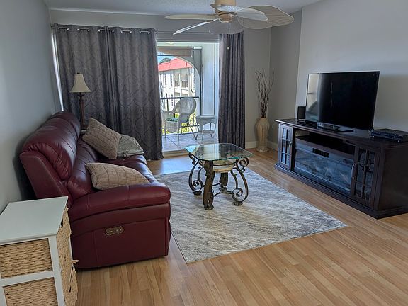 4th image of 2700 Bayshore Blvd APT 1301