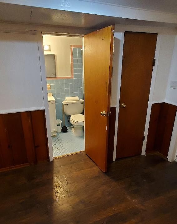 2nd image of 186 Meacham Ave Floor 1