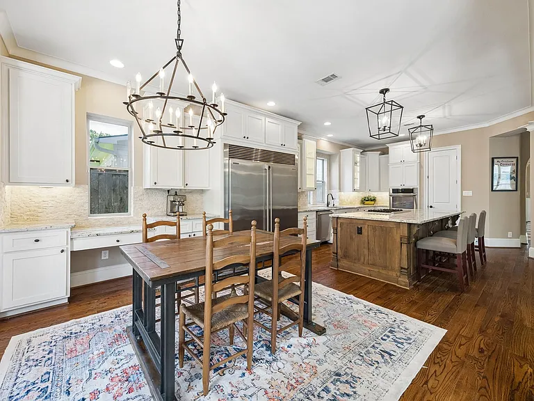 1360 Chippendale Rd — Photo 13