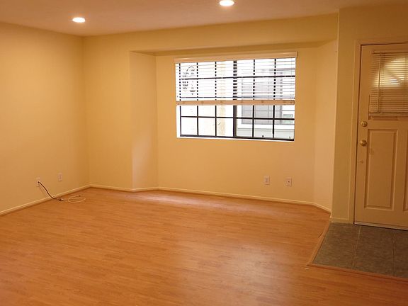 2nd image of 23 Palmetto Dr APT A