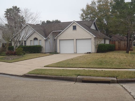 2nd image of 5402 Carefree Cir