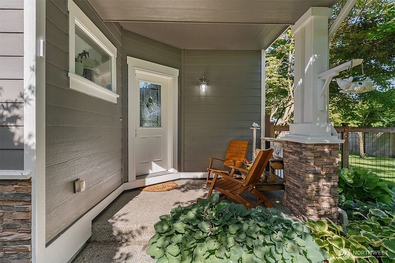 4th image of 17845 Irwin Street SW
