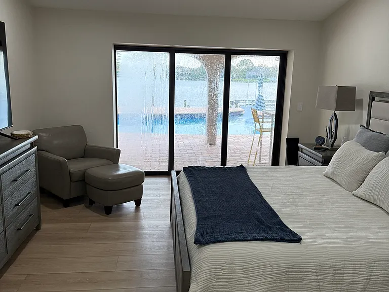 9807 Bay Island Dr — Photo 11