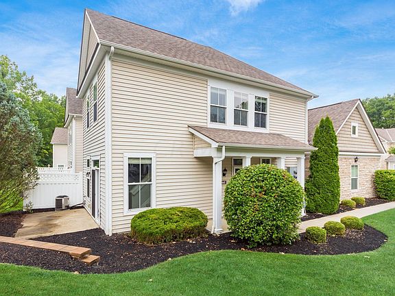 2nd image of 465 Westgreen Ln