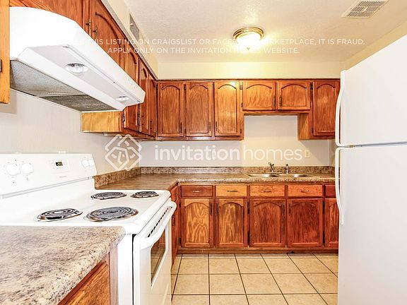 4th image of 7161 W Campbell Ave